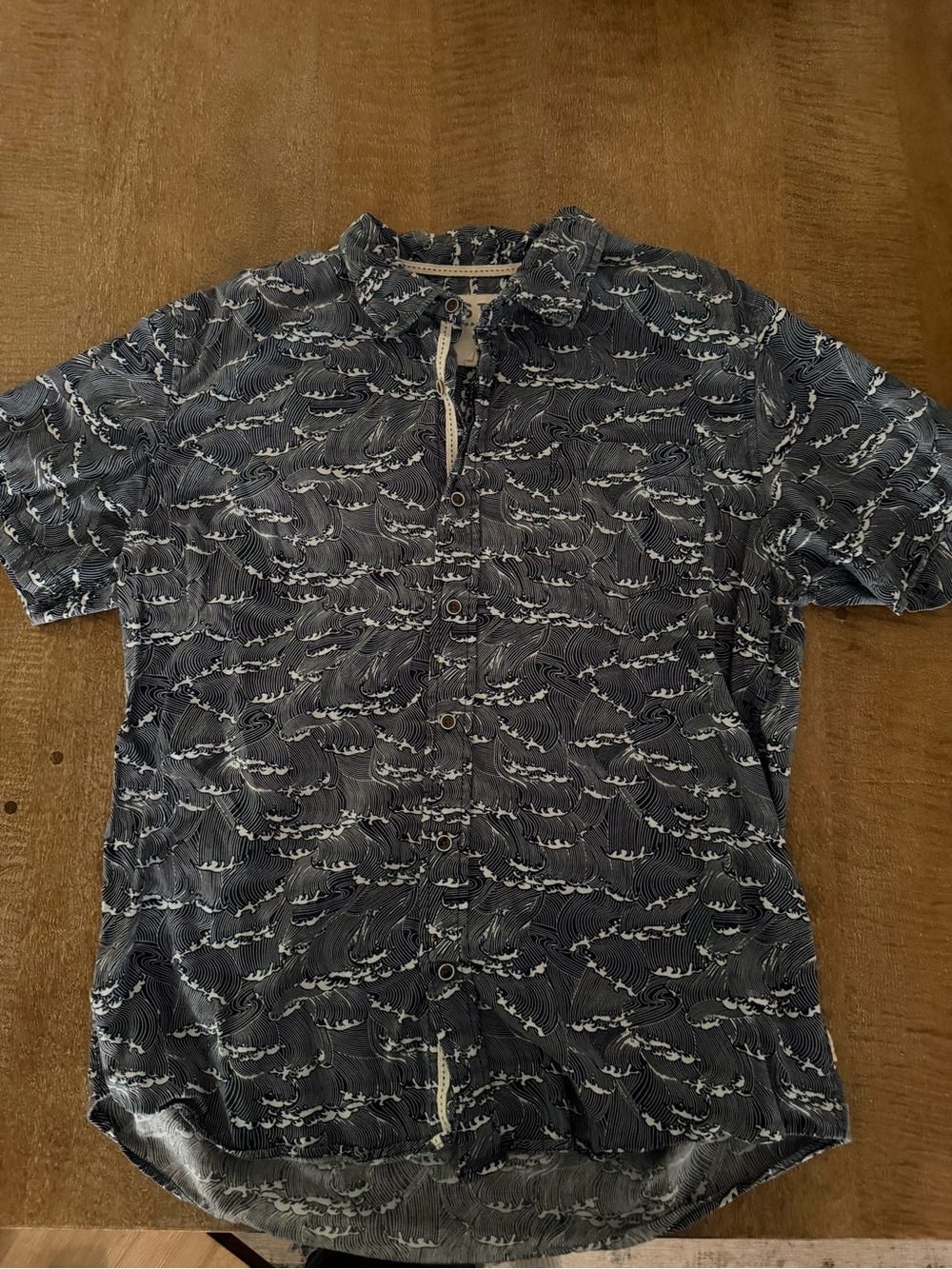 Men's Navy Wave Print Short-Sleeve Button Shirt